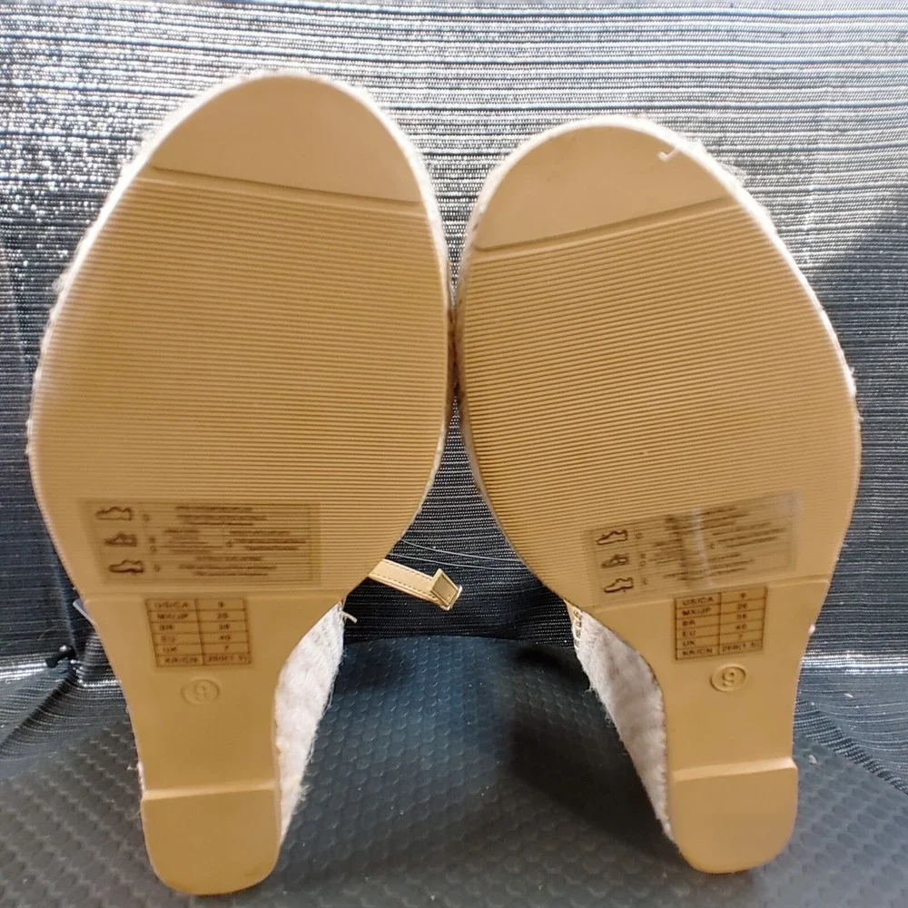 Forever 21 Women's Size 9 Tan Sandals Platform Ankle Straps Wedge Shoe Rope